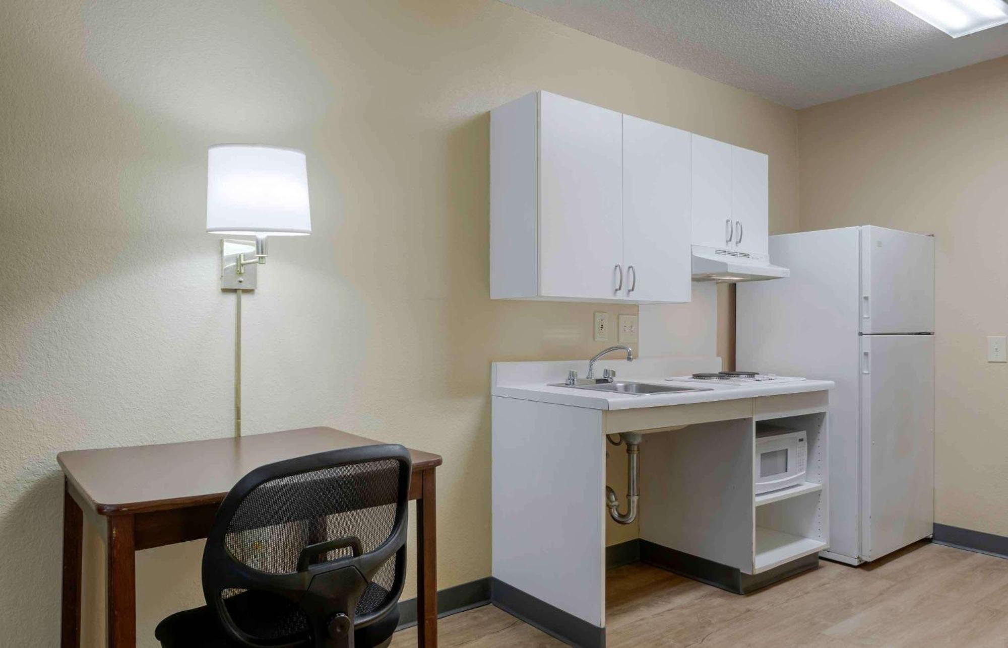 Extended Stay America Suites - Bloomington - Normal Экстерьер фото